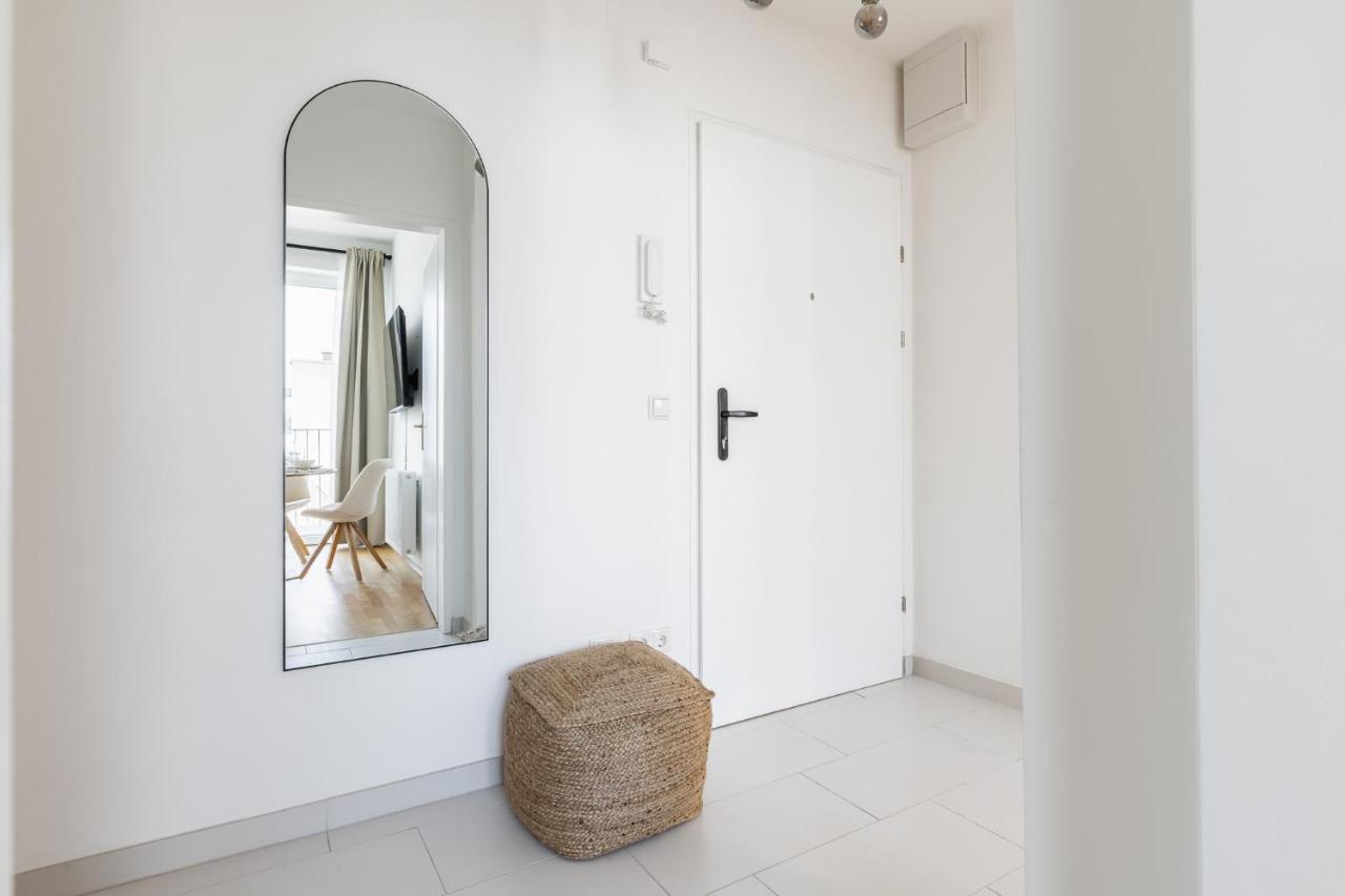 Bright Stylish Apartment With A Balcony In A Top Location Wien Exteriör bild