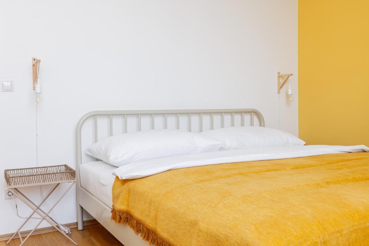 Bright Stylish Apartment With A Balcony In A Top Location Wien Exteriör bild