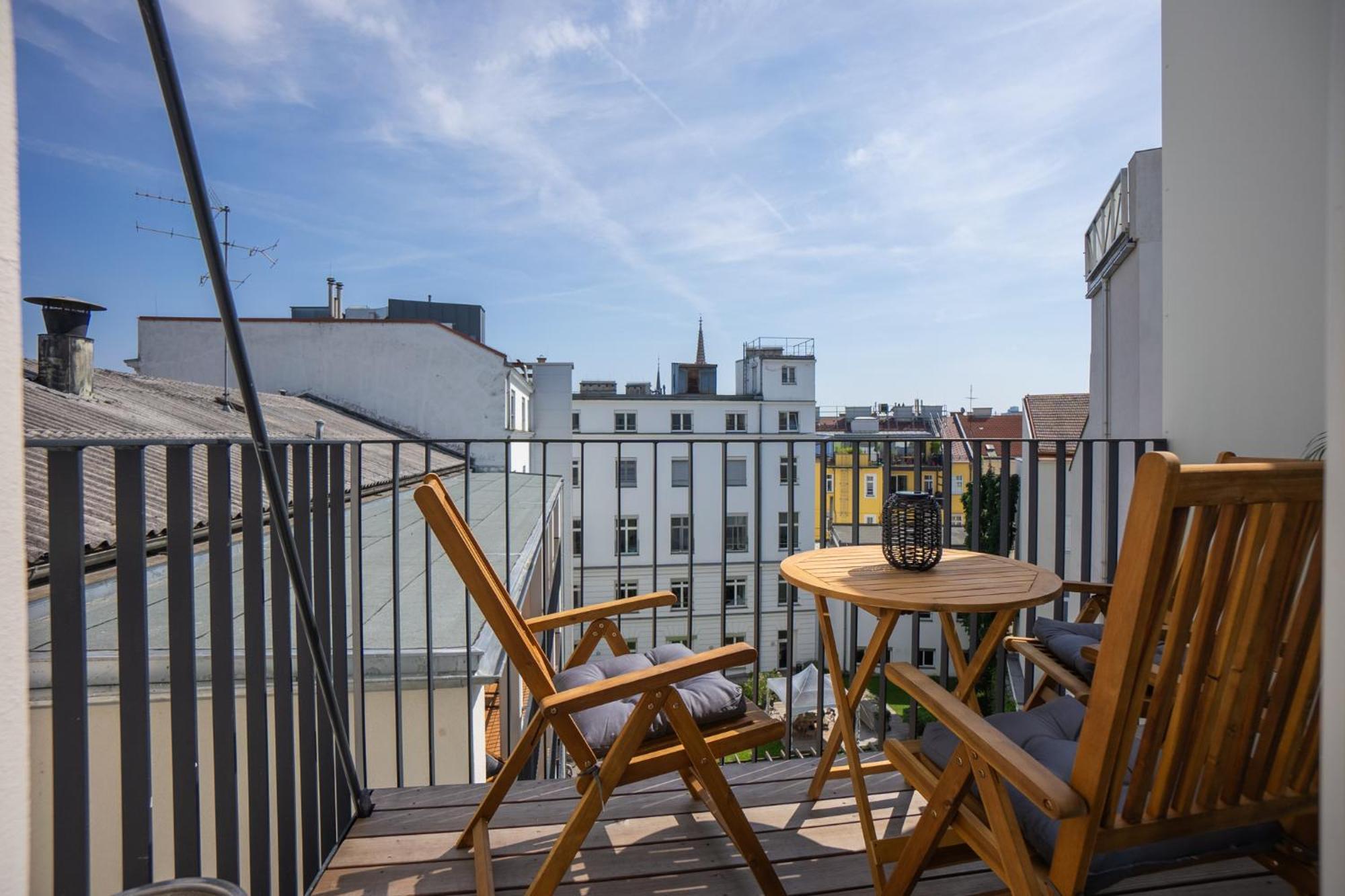 Bright Stylish Apartment With A Balcony In A Top Location Wien Exteriör bild